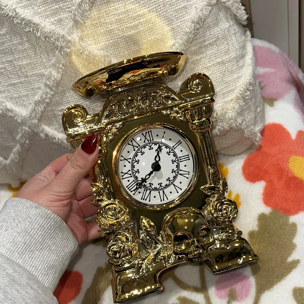 Bath & Body Works Gold Ornate Clock candle holder.